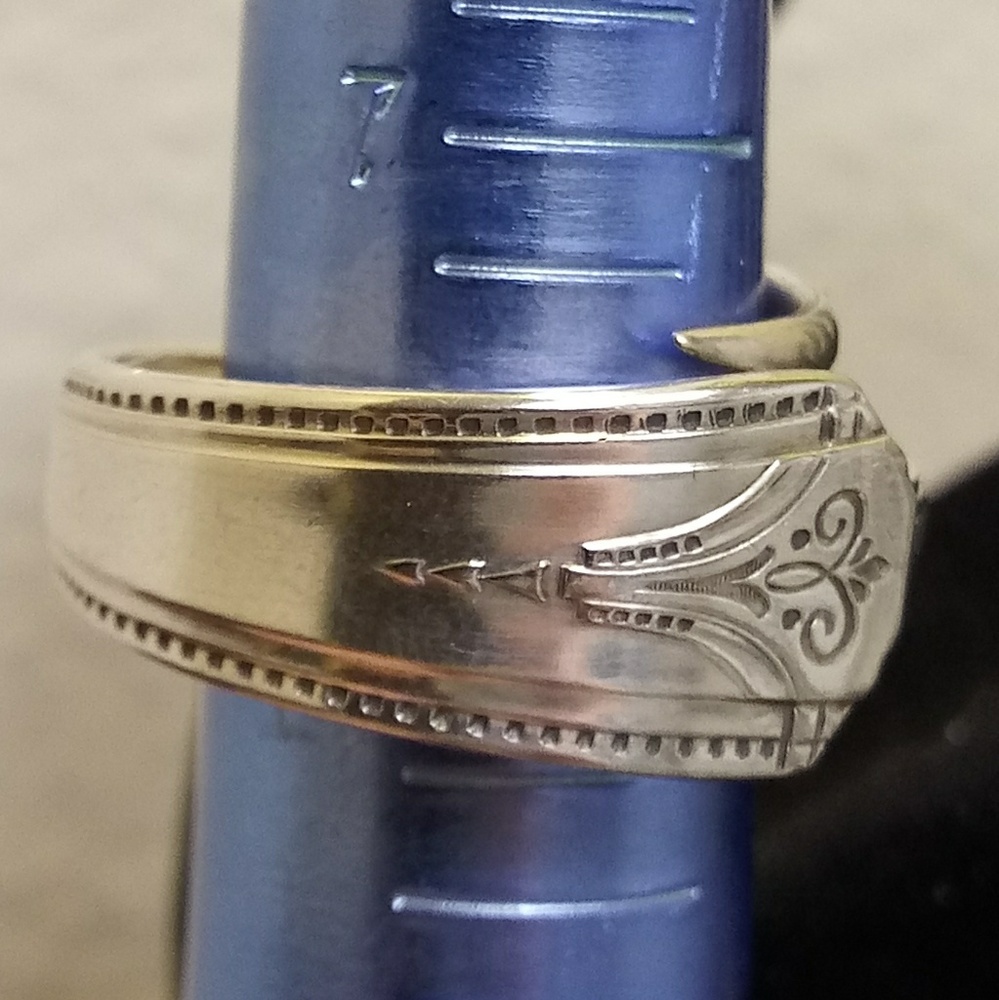 Fork Ring - Picture 5 of 7